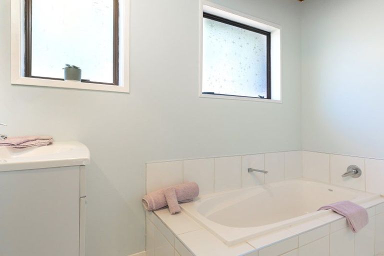 Photo of property in 8a Brooklyn Drive, Redwoodtown, Blenheim, 7201