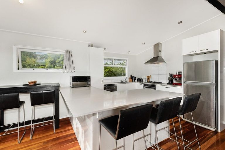 Photo of property in 14 Mason Street, New Lynn, Auckland, 0600