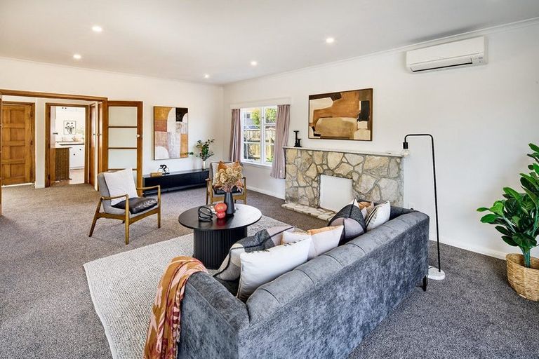 Photo of property in 35 Allen Terrace, Tawa, Wellington, 5028