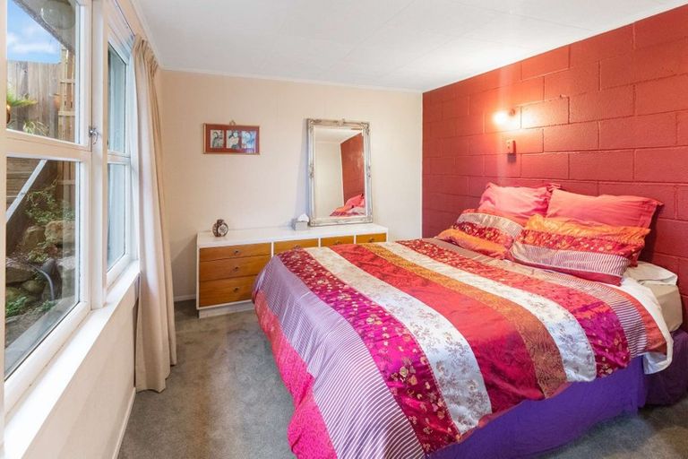 Photo of property in 401 Pukehangi Road, Pomare, Rotorua, 3015