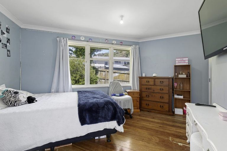 Photo of property in 119 Stokes Valley Road, Stokes Valley, Lower Hutt, 5019