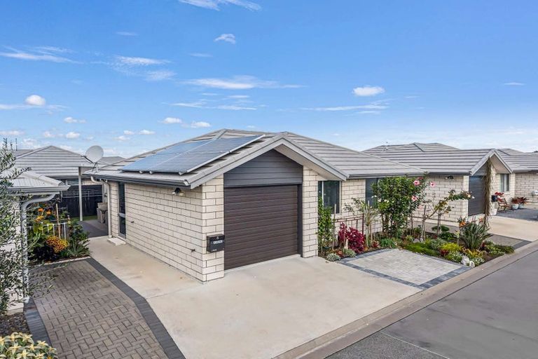 Photo of property in 5 Lance Way, Papamoa, 3118