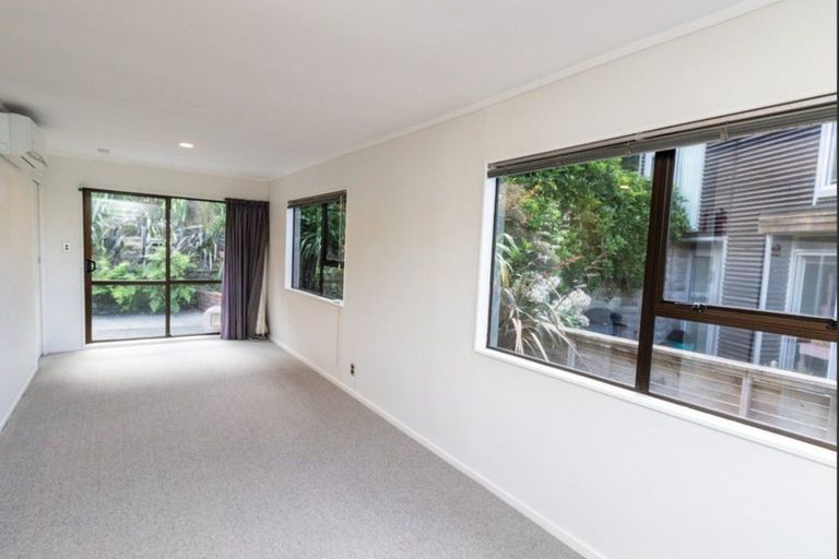 Photo of property in 4/238 The Esplanade, Island Bay, Wellington, 6023