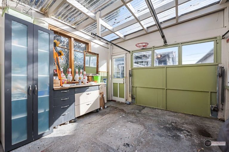 Photo of property in 12 Collins Street, Petone, Lower Hutt, 5012