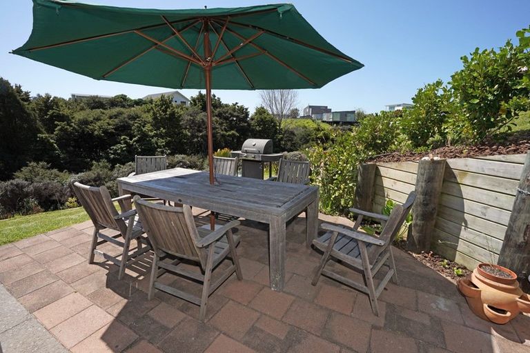 Photo of property in 18 Granada Lane, Langs Beach, Waipu, 0582