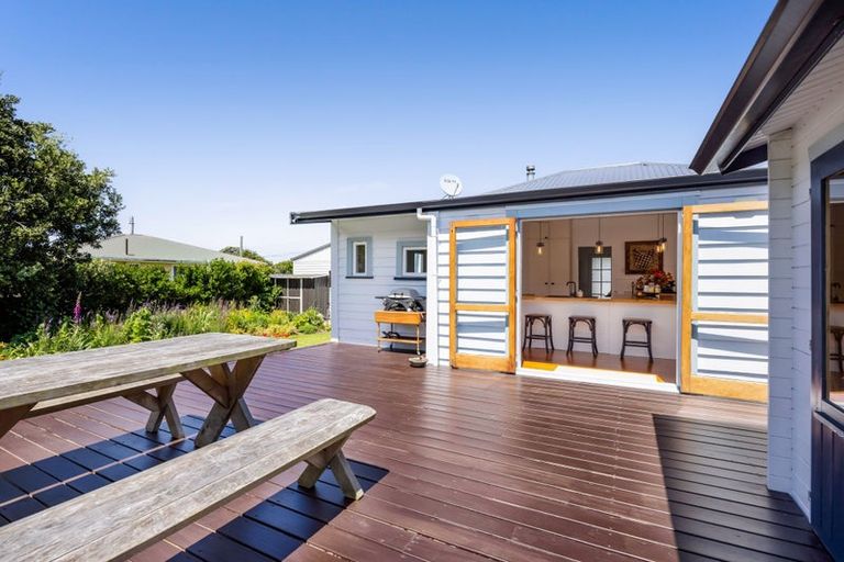 Photo of property in 53 Fox Street, Opunake, 4616