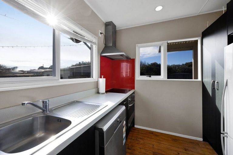 Photo of property in 6 Pacey Avenue, Hawera, 4610