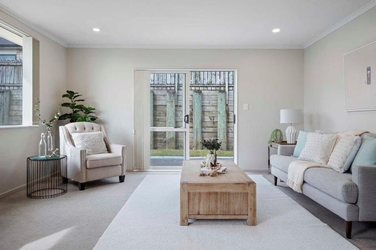 Photo of property in 29 Keri Vista Rise, Papakura, 2110