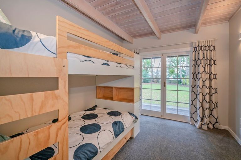 Photo of property in 5 Laura Place, Whitianga, 3510