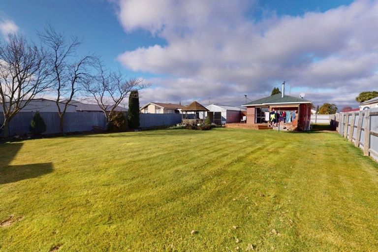 Photo of property in 154 Mcmurdo Street, Tinwald, Ashburton, 7700