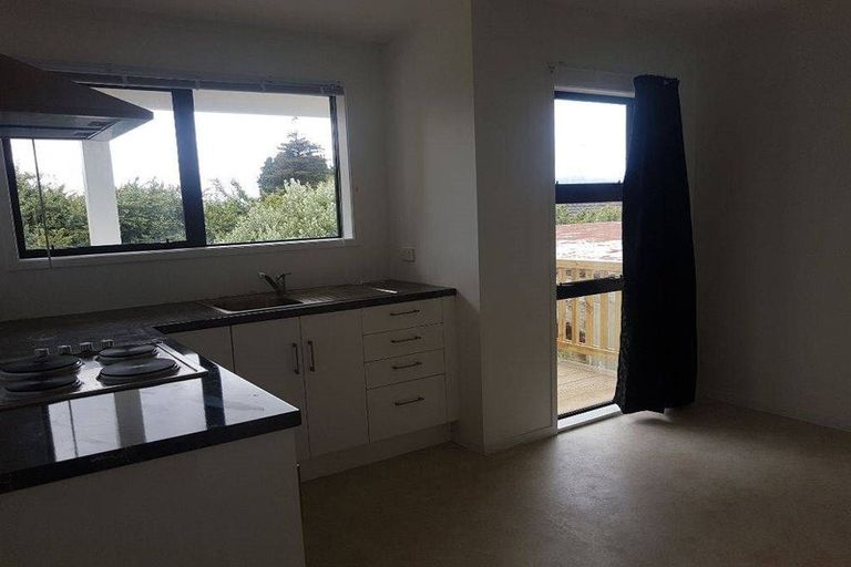 Photo of property in 5 Turner Drive, Western Heights, Rotorua, 3015