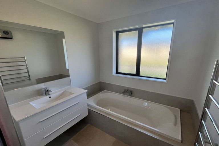 Photo of property in 89 Lady Isaac Drive, Rolleston, 7615