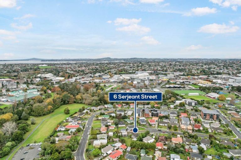 Photo of property in 6 Serjeant Street, Henderson, Auckland, 0612