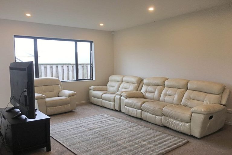 Photo of property in 8 Stile Place, Pukekohe, 2120