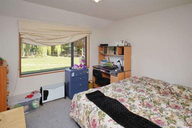 Photo of property in 237 School Road, West Eyreton, Rangiora, 7475