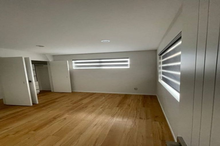 Photo of property in 116 Keri Vista Rise, Papakura, 2110