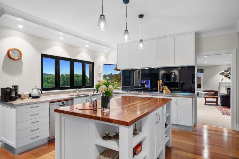 Photo of property in 945 Kahikatea Flat Road, Waitoki, Kaukapakapa, 0871