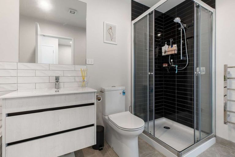 Photo of property in 27 Treloar Crescent, Hobsonville, Auckland, 0616