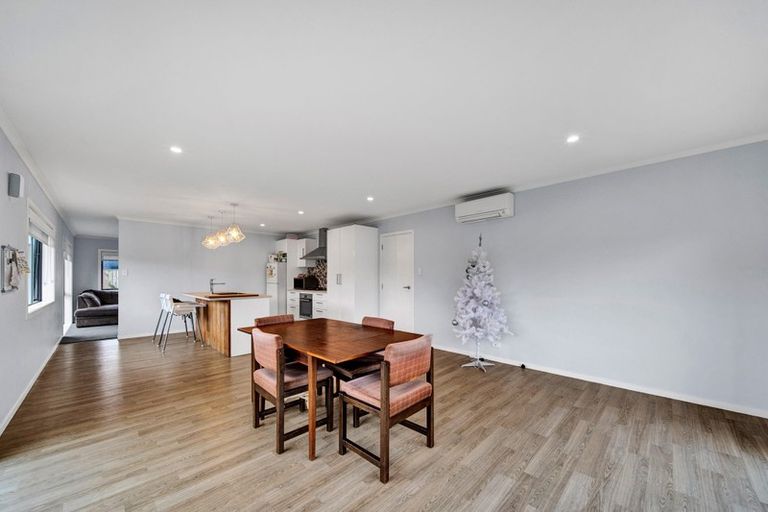 Photo of property in 7 Nikau Place, Hawera, 4610