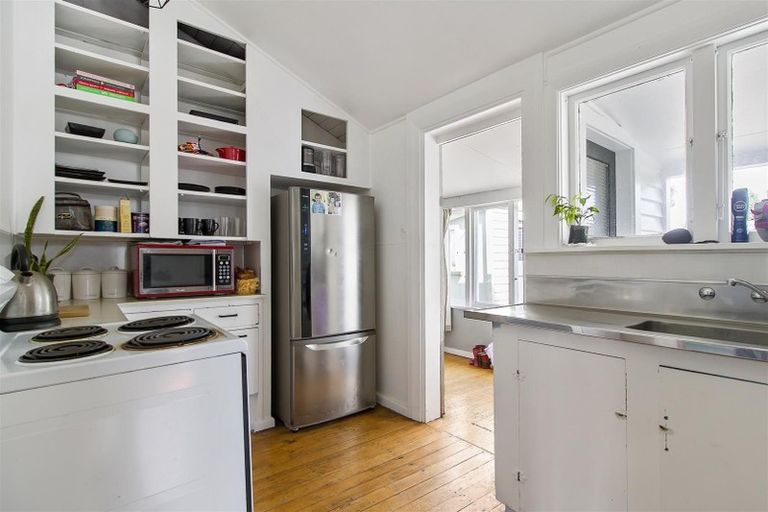 Photo of property in 10 Dobson Street, Waimate, 7924