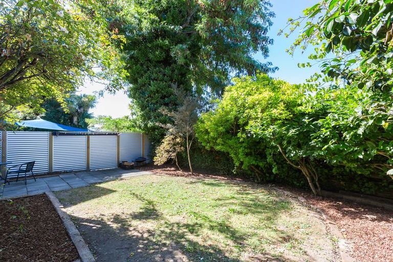 Photo of property in 1/341 College Street, West End, Palmerston North, 4410