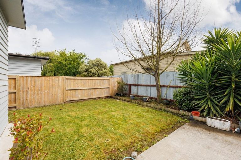Photo of property in 3b Chamberlain Street, Feilding, 4702