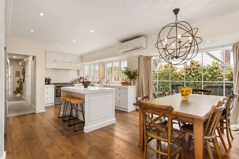 Photo of property in 233 Clyde Road, Burnside, Christchurch, 8053