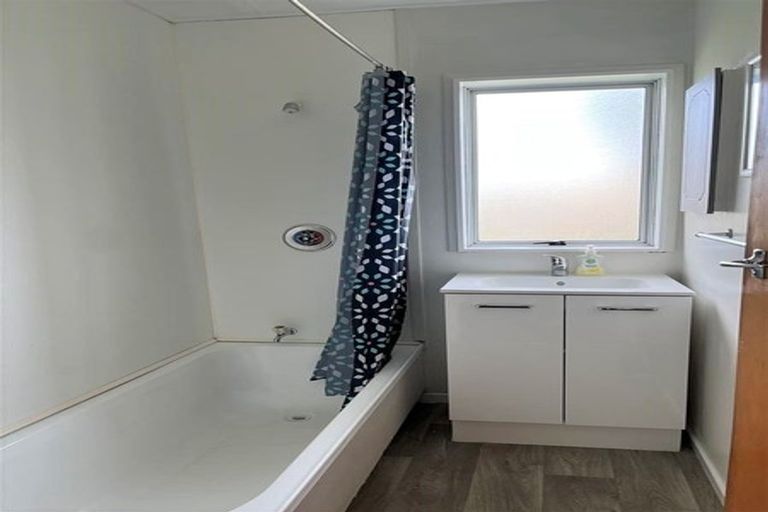 Photo of property in 2 Margaret Street, Solway, Masterton, 5810