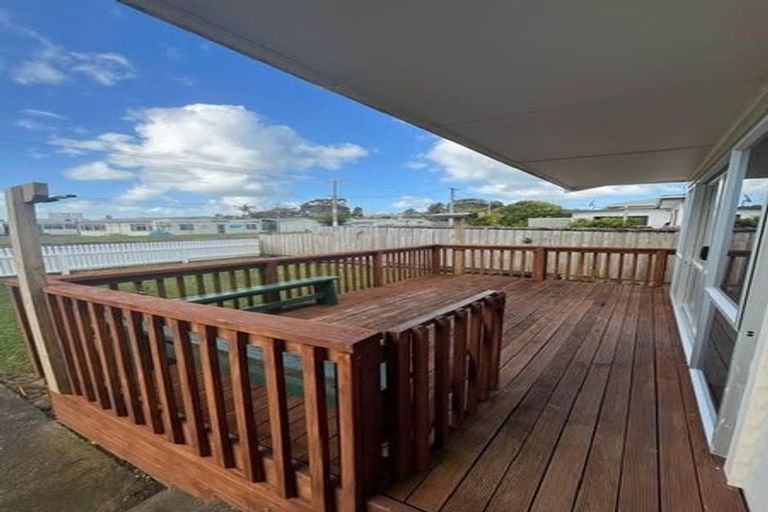 Photo of property in 17 France Street, Waiuku, 2123