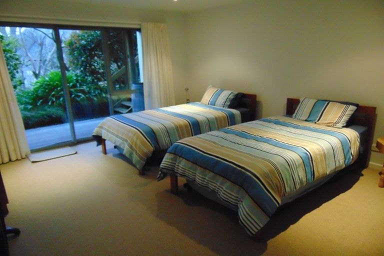 Photo of property in 8 Rutland Street, Picton, 7220