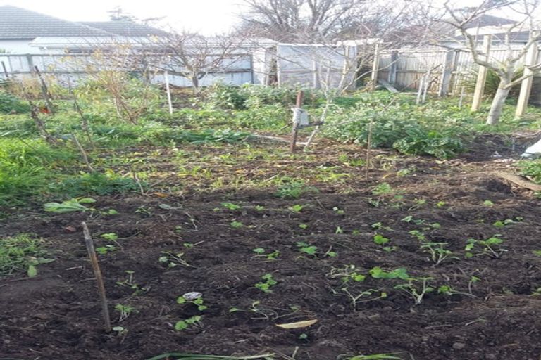 Photo of property in 420 Bower Avenue, Parklands, Christchurch, 8083