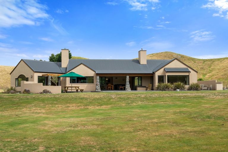 Photo of property in 29 Hitiri Road, Kinloch, Taupo, 3377