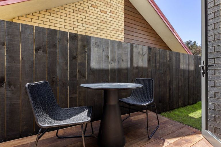 Photo of property in 2/22 Methuen Road, Avondale, Auckland, 0600