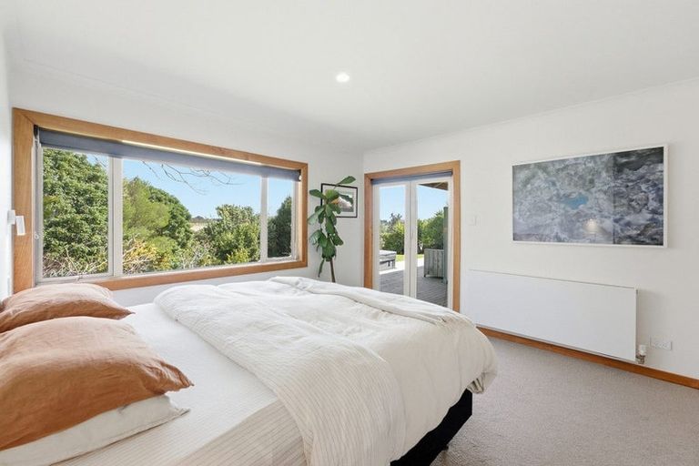 Photo of property in 72d Wairau Road, Oakura, 4314