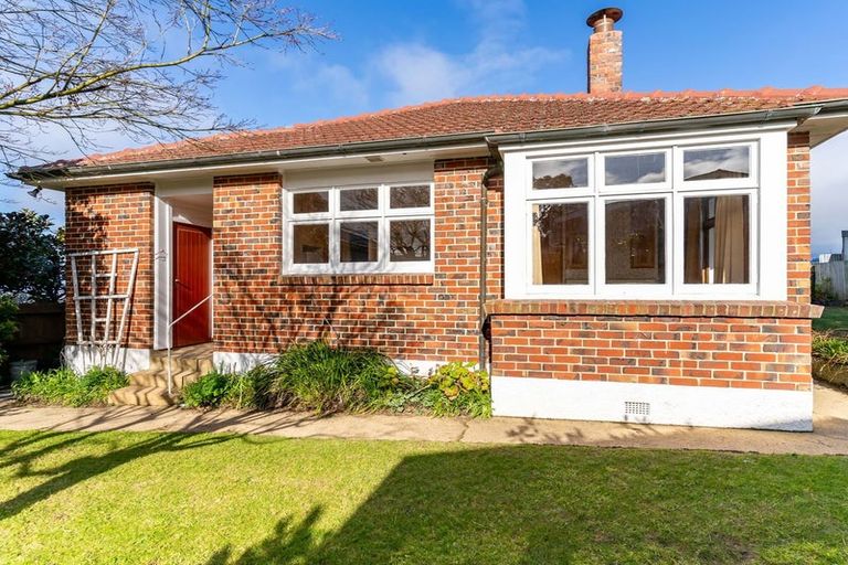 Photo of property in 15 Falkirk Street, Dalmore, Dunedin, 9010