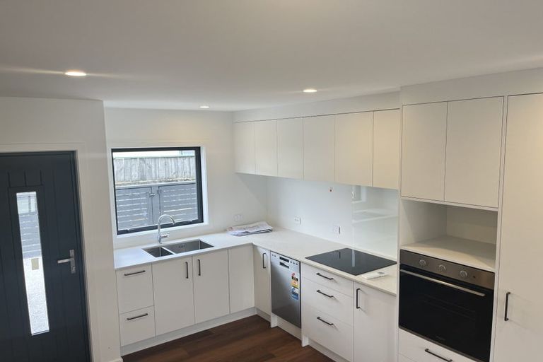 Photo of property in 4/104 Martin Street, Wallaceville, Upper Hutt, 5018