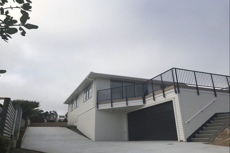 Photo of property in 65 Pikarere Street, Titahi Bay, Porirua, 5022