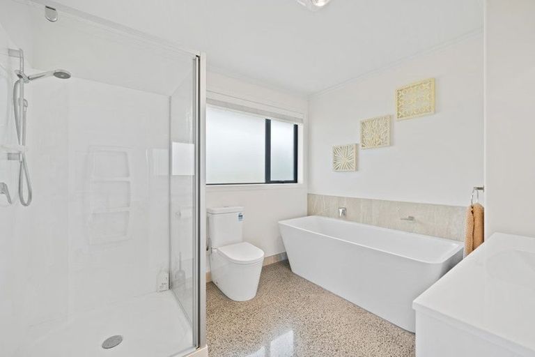 Photo of property in 29 Daniel Parade, Mangawhai, 0975