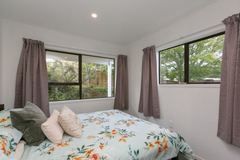Photo of property in 9 Ruskin Place, Westown, New Plymouth, 4310