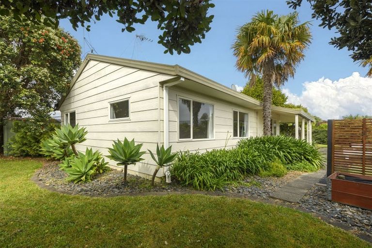 Photo of property in 261 Gravatt Road, Papamoa Beach, Papamoa, 3118