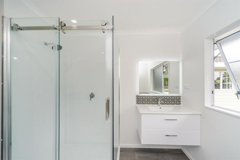 Photo of property in 130 Parewanui Road, Bulls, 4894