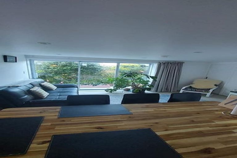 Photo of property in 29 Kingston Heights Road, Kingston, Wellington, 6021