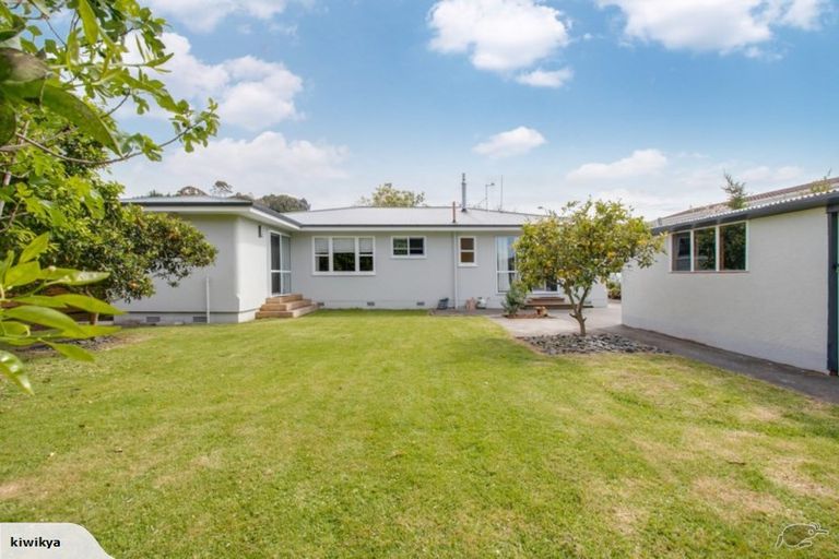 Photo of property in 18 Golding Road, Taradale, Napier, 4112