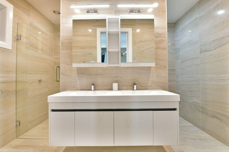 Photo of property in 11 Maturiki Drive, One Tree Point, 0118