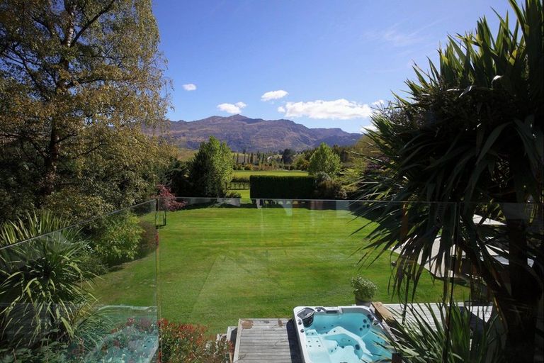 Photo of property in 333 Lower Shotover Road, Speargrass Flat, Queenstown, 9371
