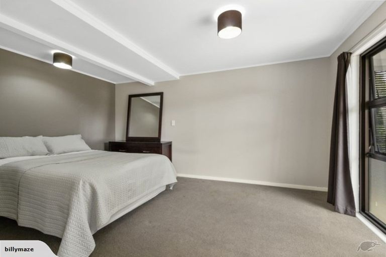 Photo of property in 35 Marriott Road, Pakuranga, Auckland, 2010