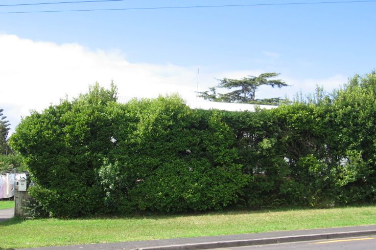 Photo of property in 26 Evans Road, Glen Eden, Auckland, 0602