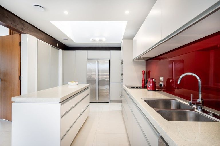 Photo of property in 60 Fordyce Avenue, Sunnyhills, Auckland, 2010