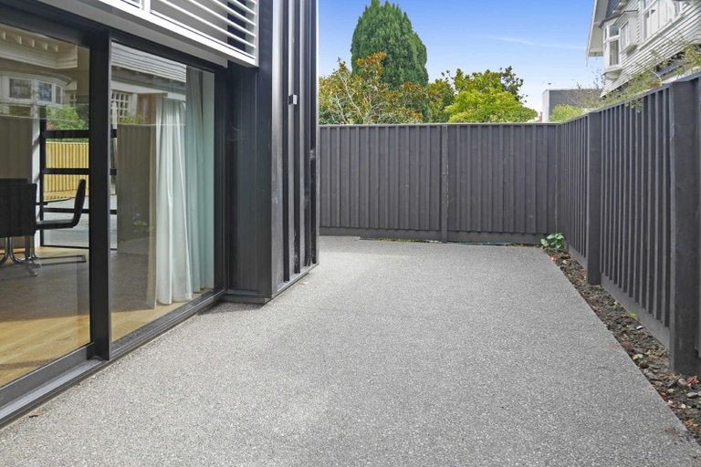 Photo of property in 26 Garden Road, Merivale, Christchurch, 8014