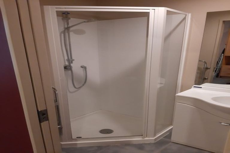 Photo of property in Atrium Apartments, 3i/154 The Terrace, Wellington Central, Wellington, 6011